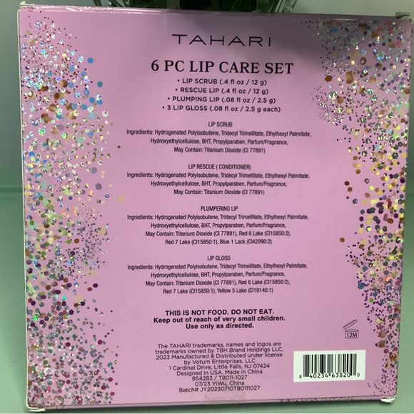 Tahari Lip Care Set with Gloss and Scrub - Picture 4 of 4
